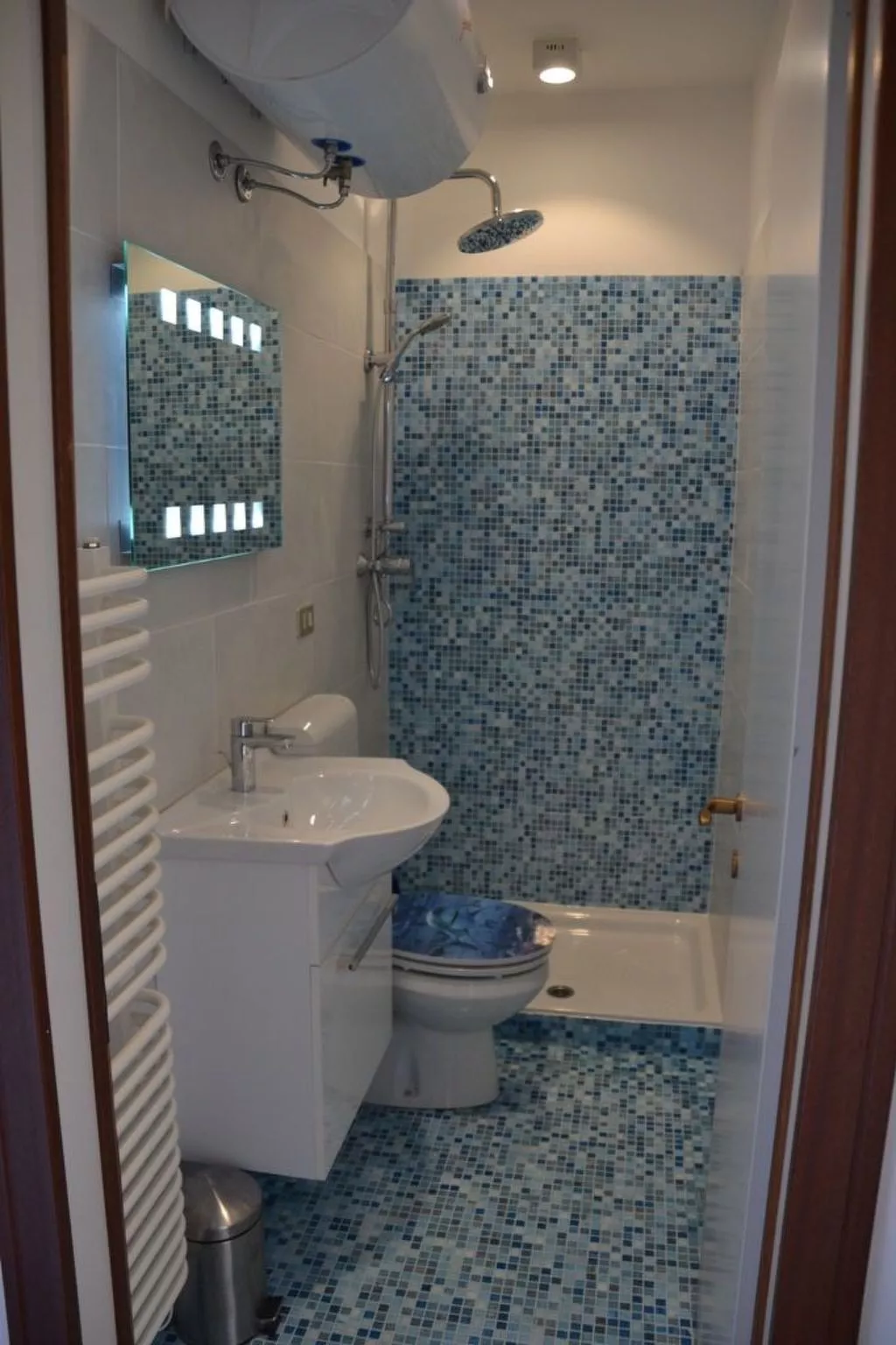 Residence Gardena - Ferienwohnung 11 mit Pool - Drinnen