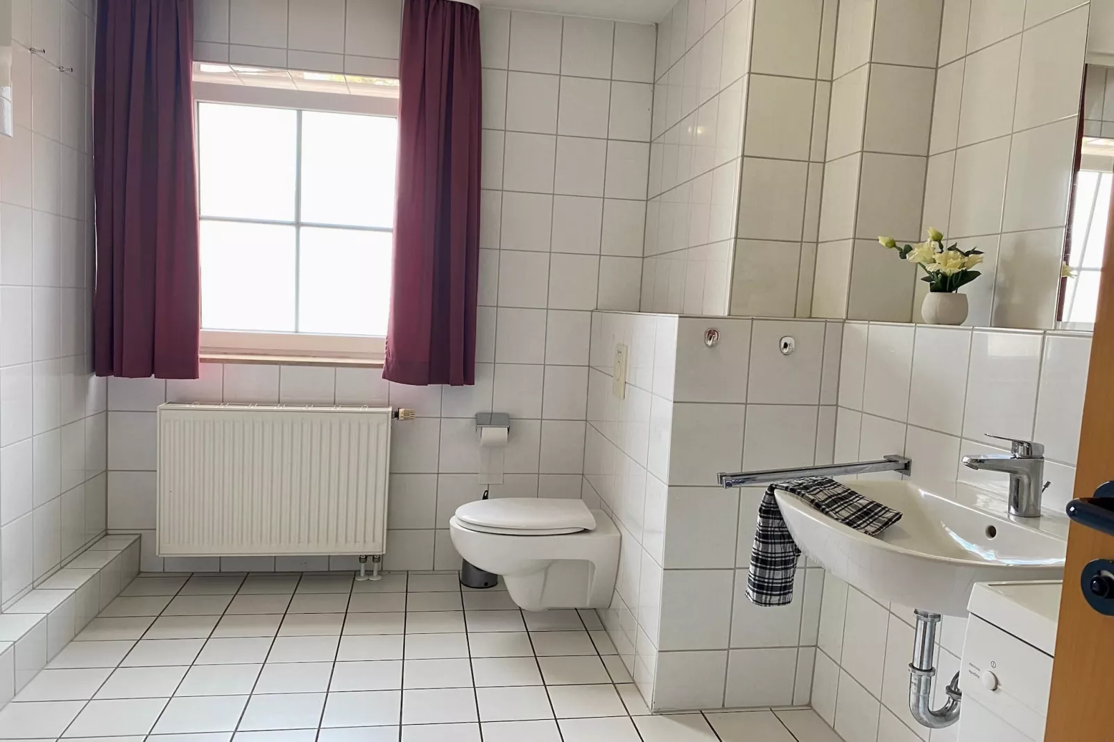 Ferienwohnung Orth B16 - Bathroom