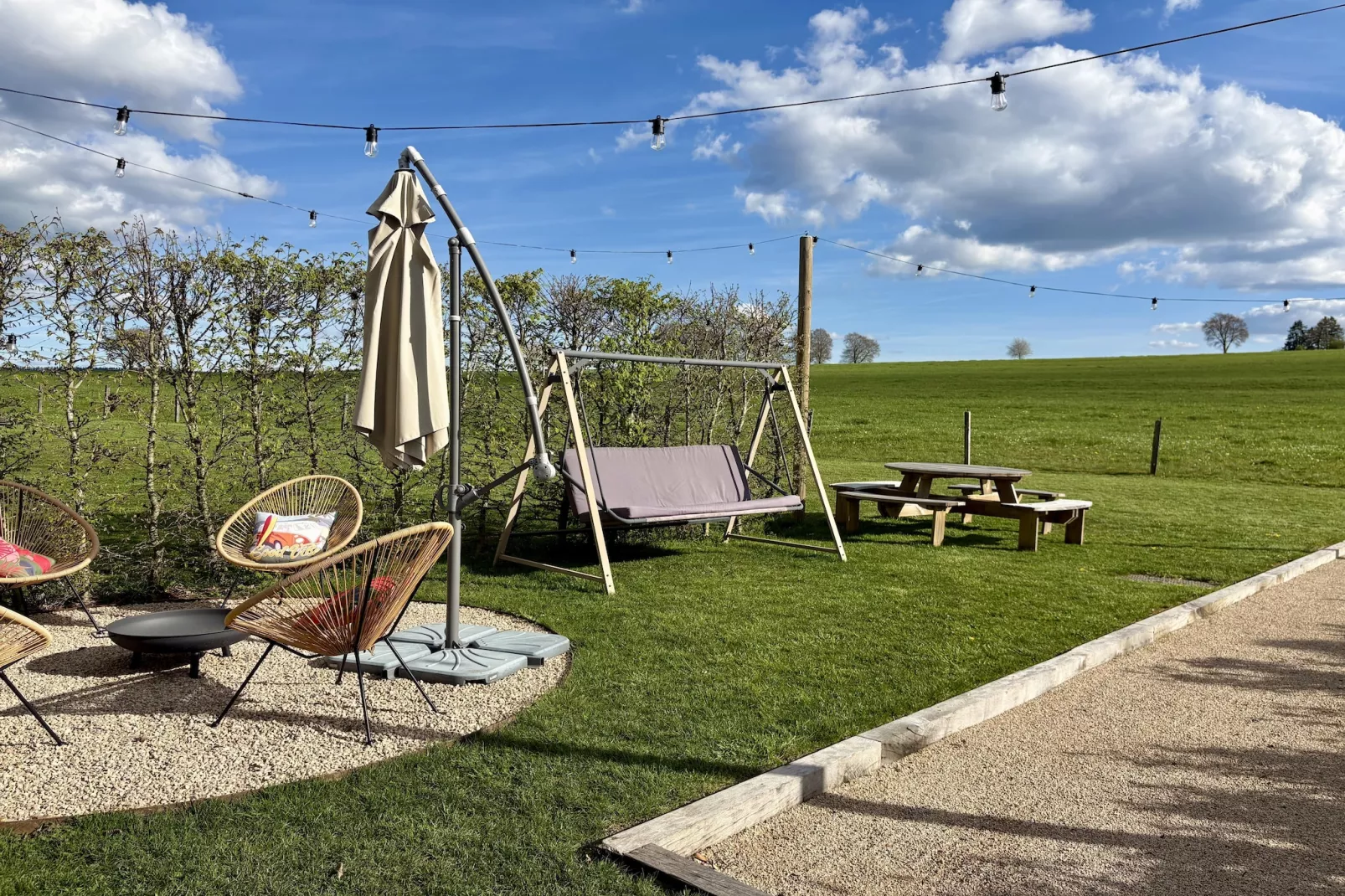 Pit & Lodge - Gardens in summer