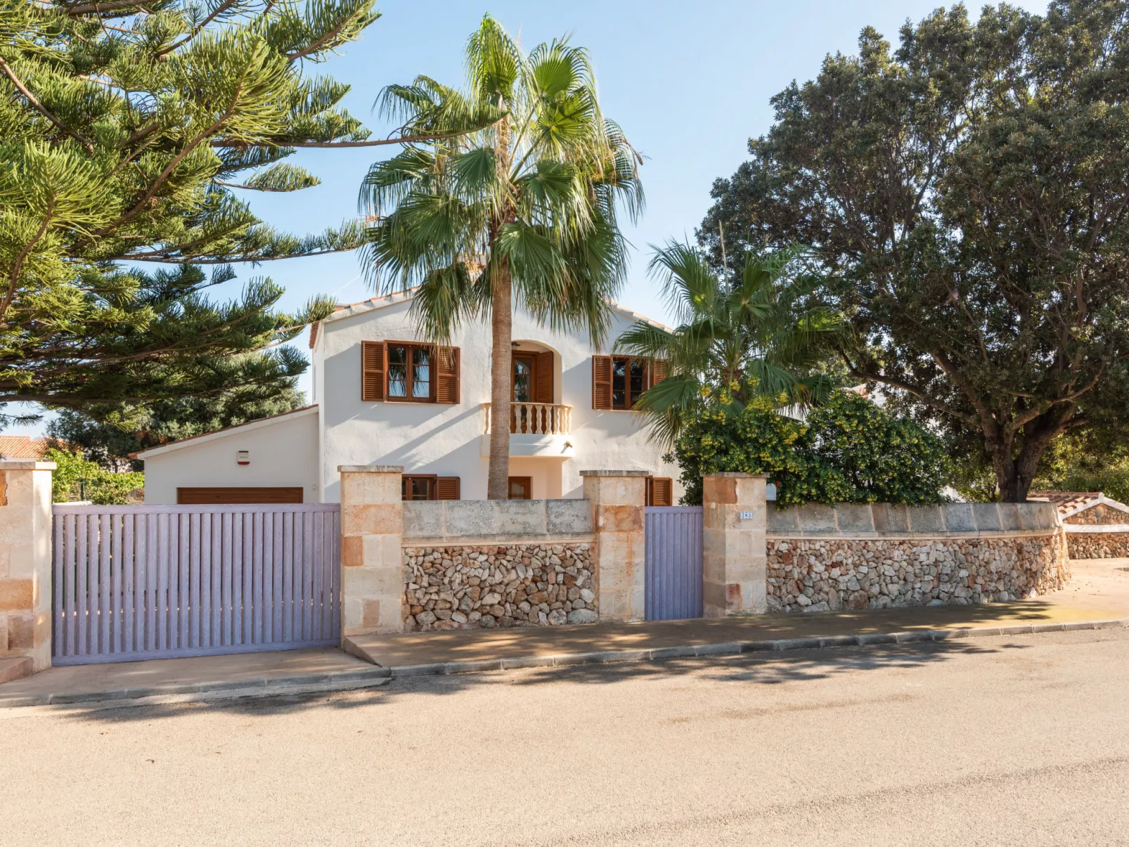 Menorca Elena Mar - Draußen