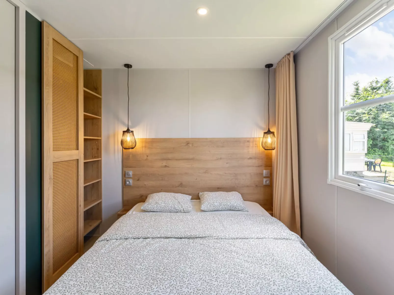 Camping Papillon Bouillon - Vakantiehuis Premium - Drinnen