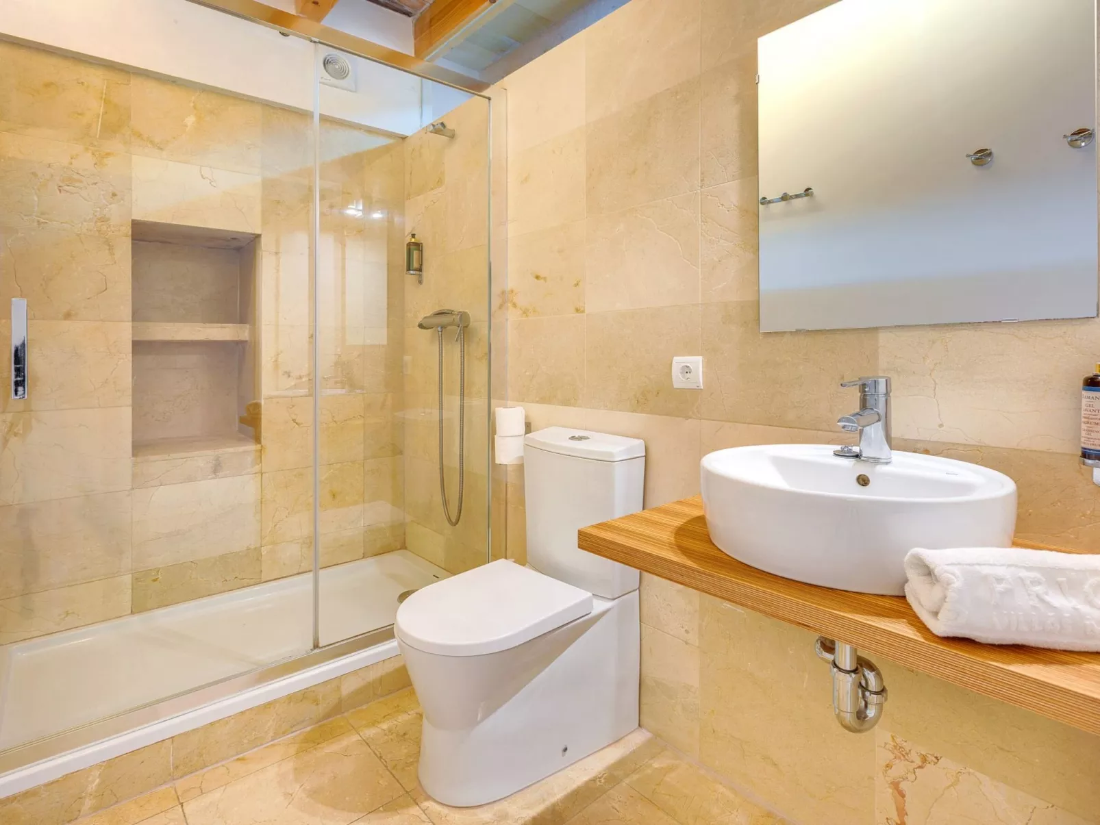 URBAN SUITES 1 PALMA STANDARD TI/75 - Drinnen