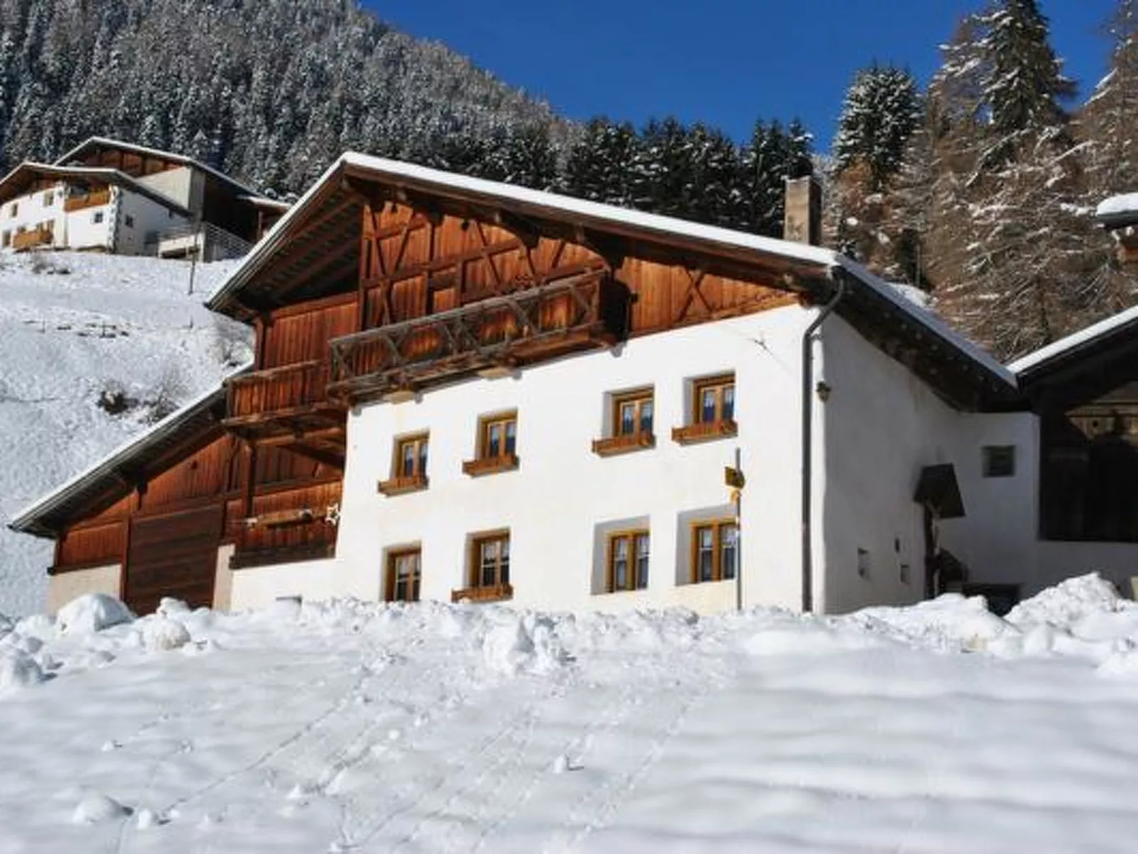 Agrotourismus Pütschai Josom, (Sta. Maria - Santa Maria Val Müstair). - Outside