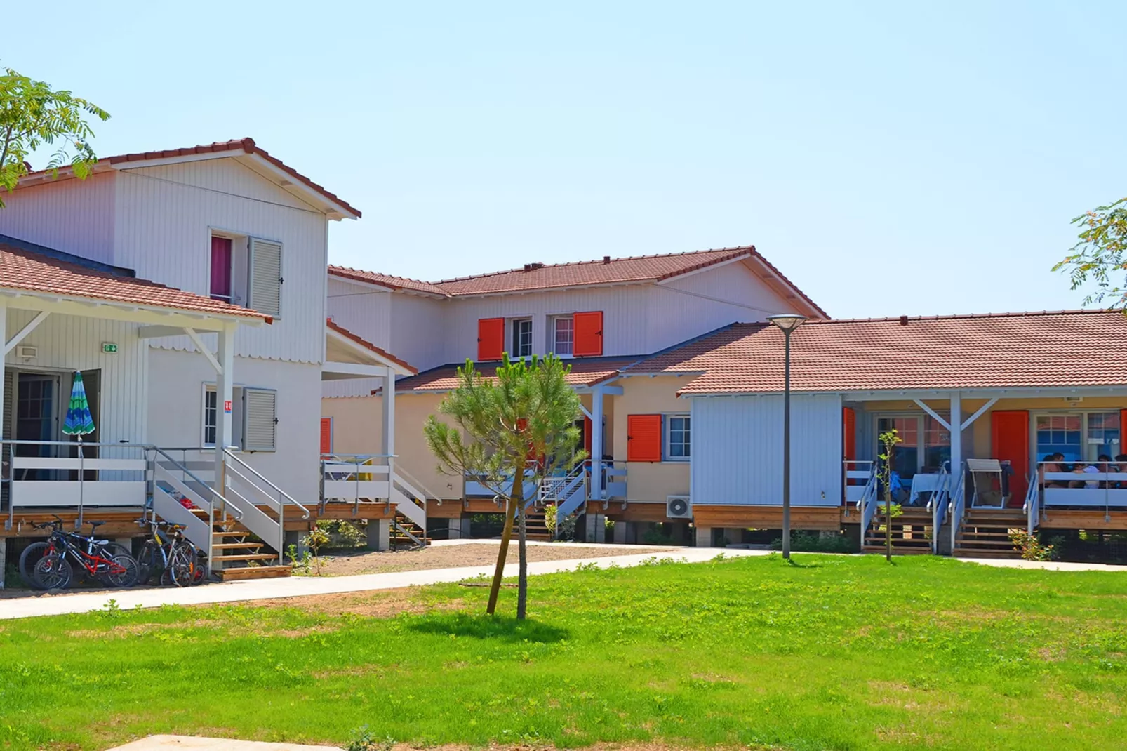 La Grenadine MAISONNETTE CABINE 4/6 pers OTA - Garten Sommer