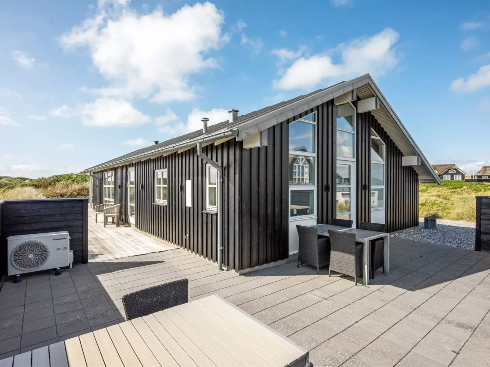 "Tume" - 250m from the sea - Outside