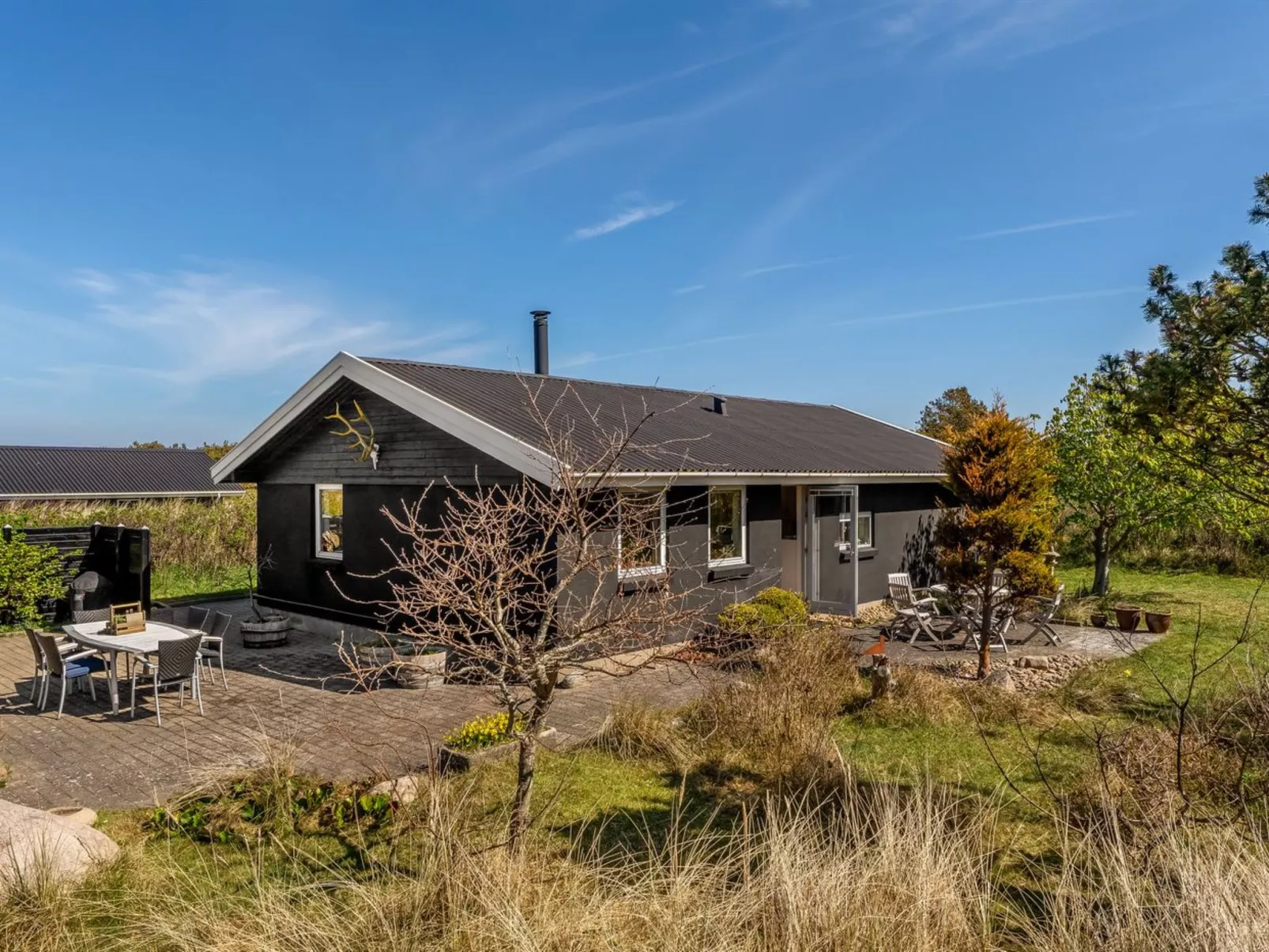 "Jaskirt" - 400m from the sea - Outside