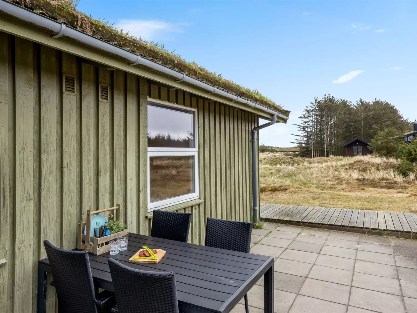 "Sighfrith" - 500m from the sea - Outside
