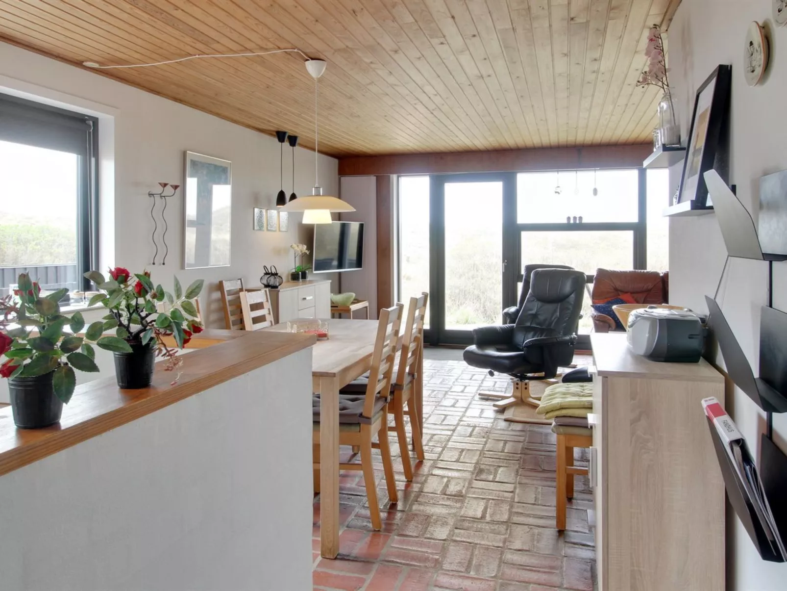 "Sophine" - 50m from the sea - Drinnen