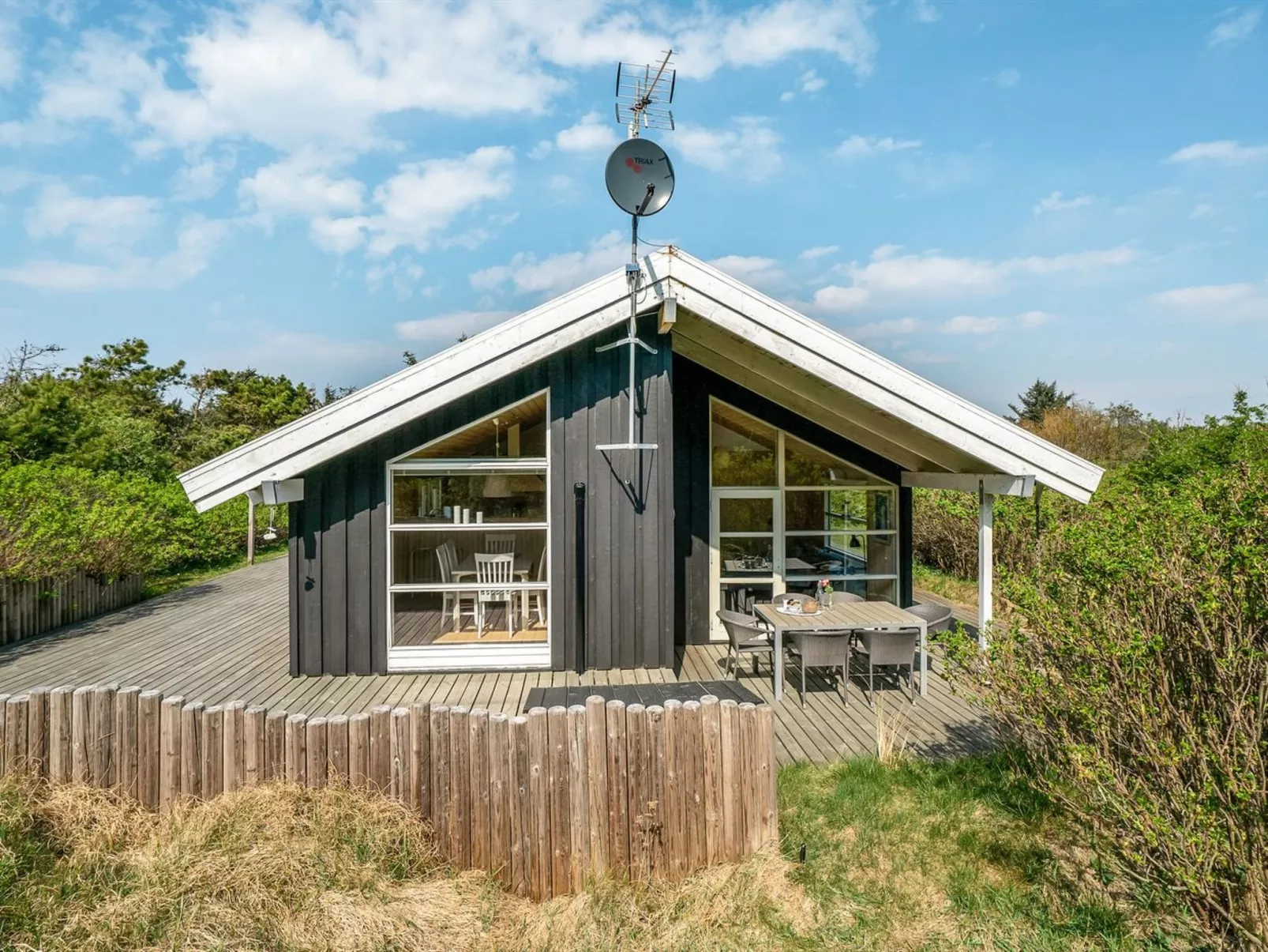 "Ømod" - 300m from the sea - Outside