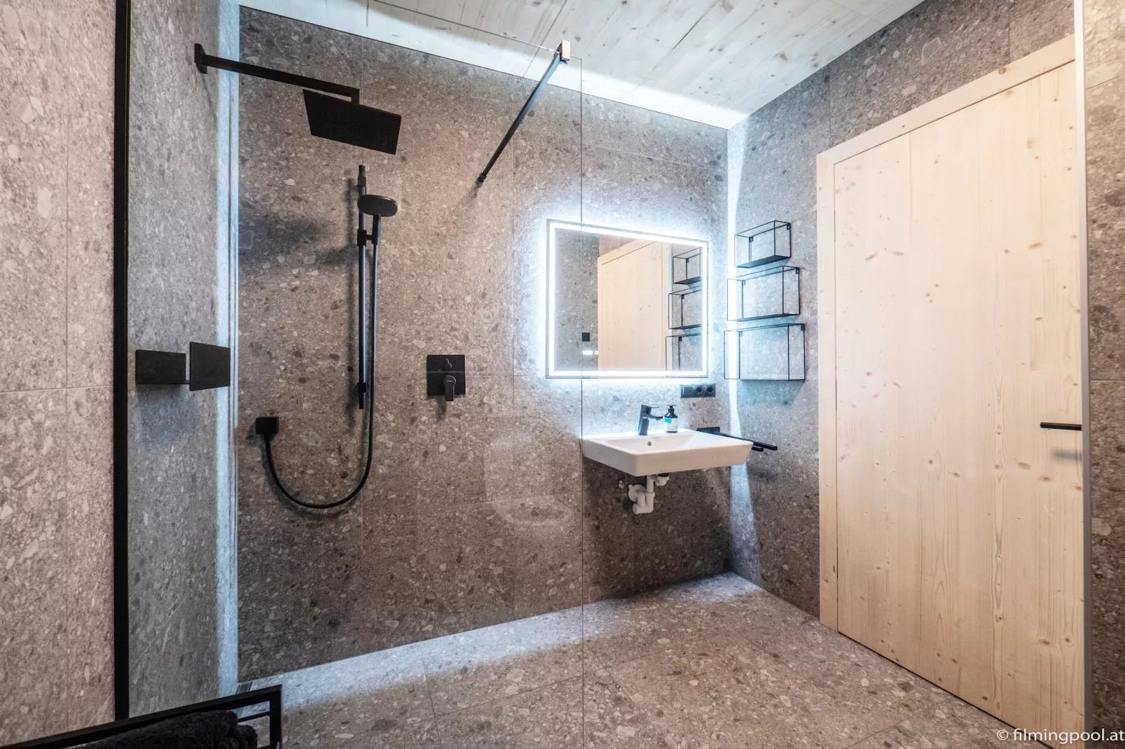 Ferienwohnungen Mieders - Bathroom