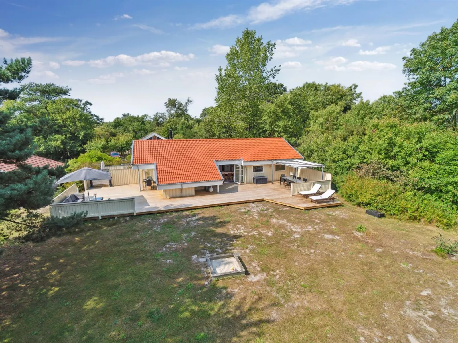 "Vamika" - 300m from the sea - Outside