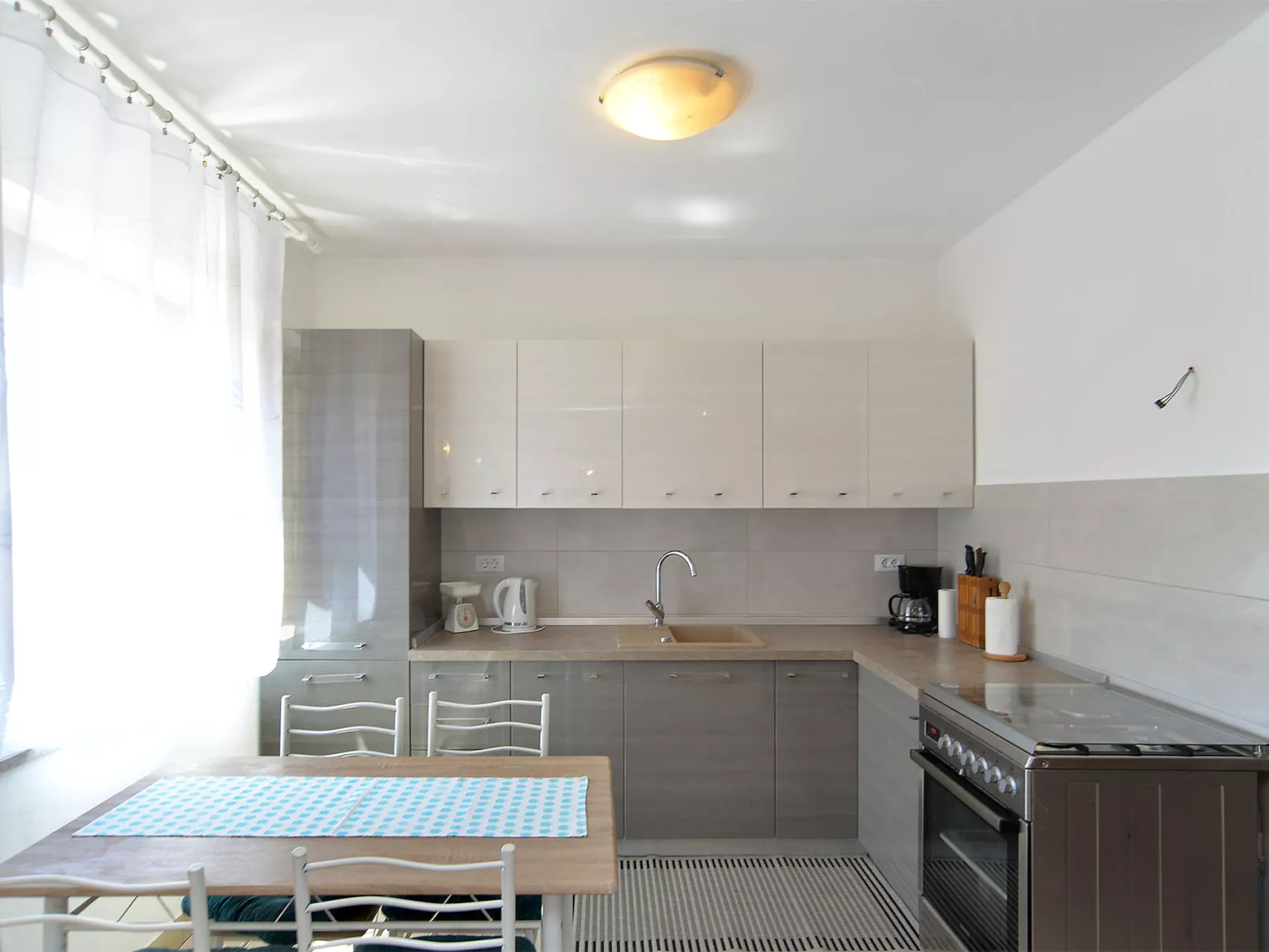 Apartment 408 - Drinnen