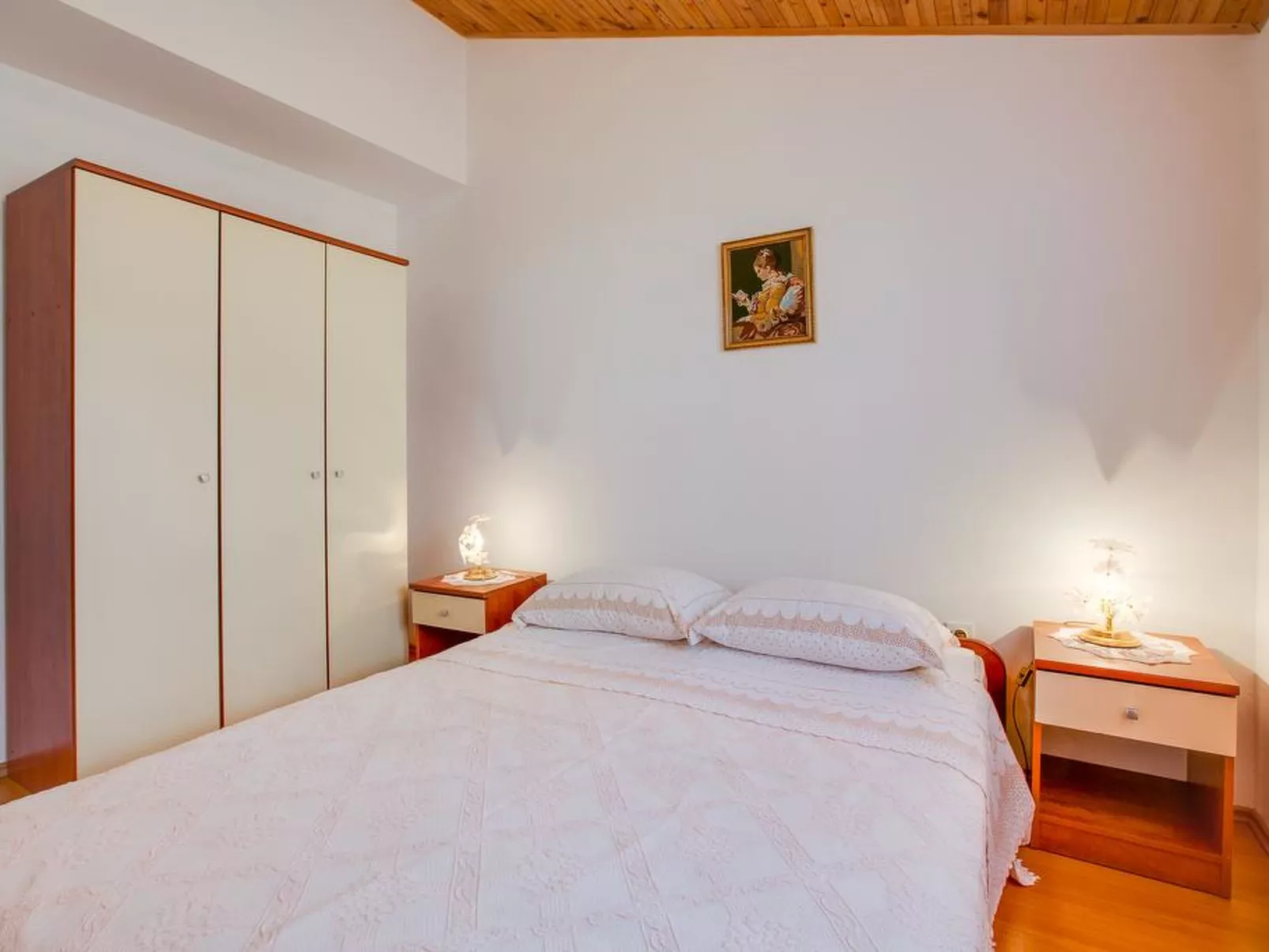 Apartment 1682 - Inside