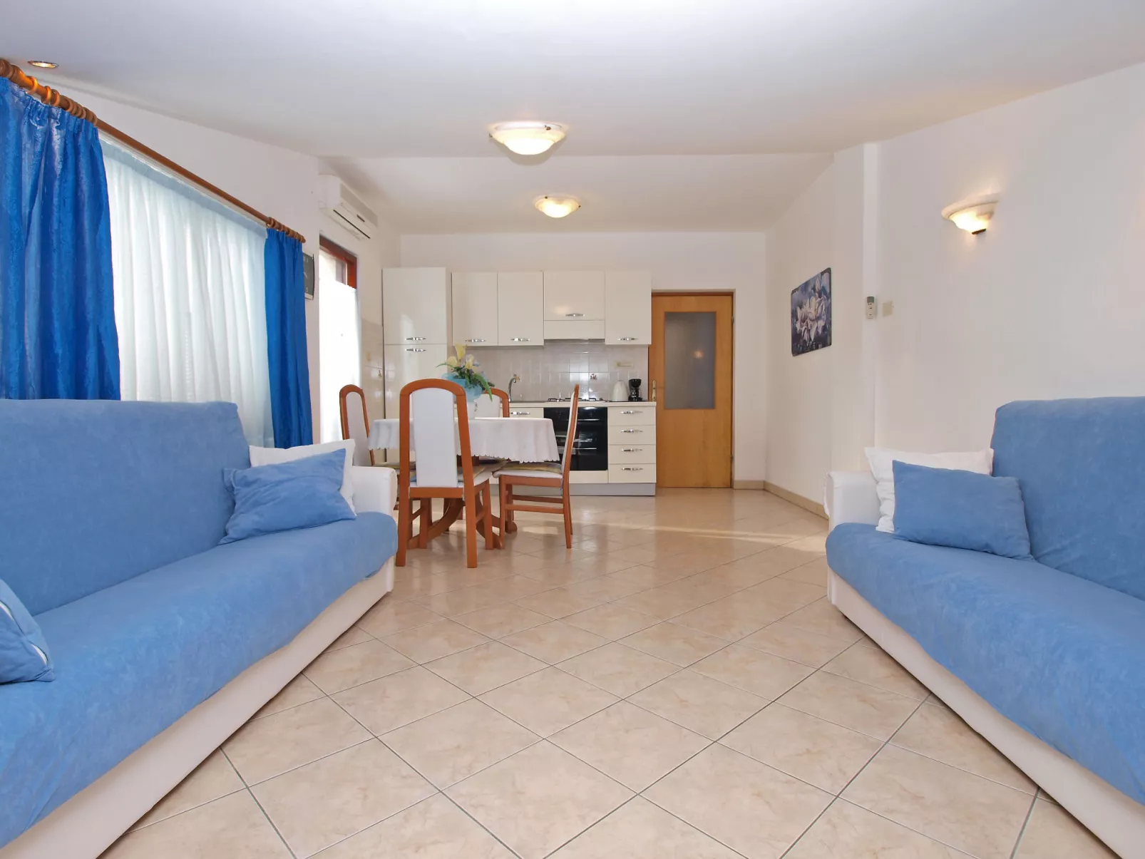 Apartment 1048 - Inside