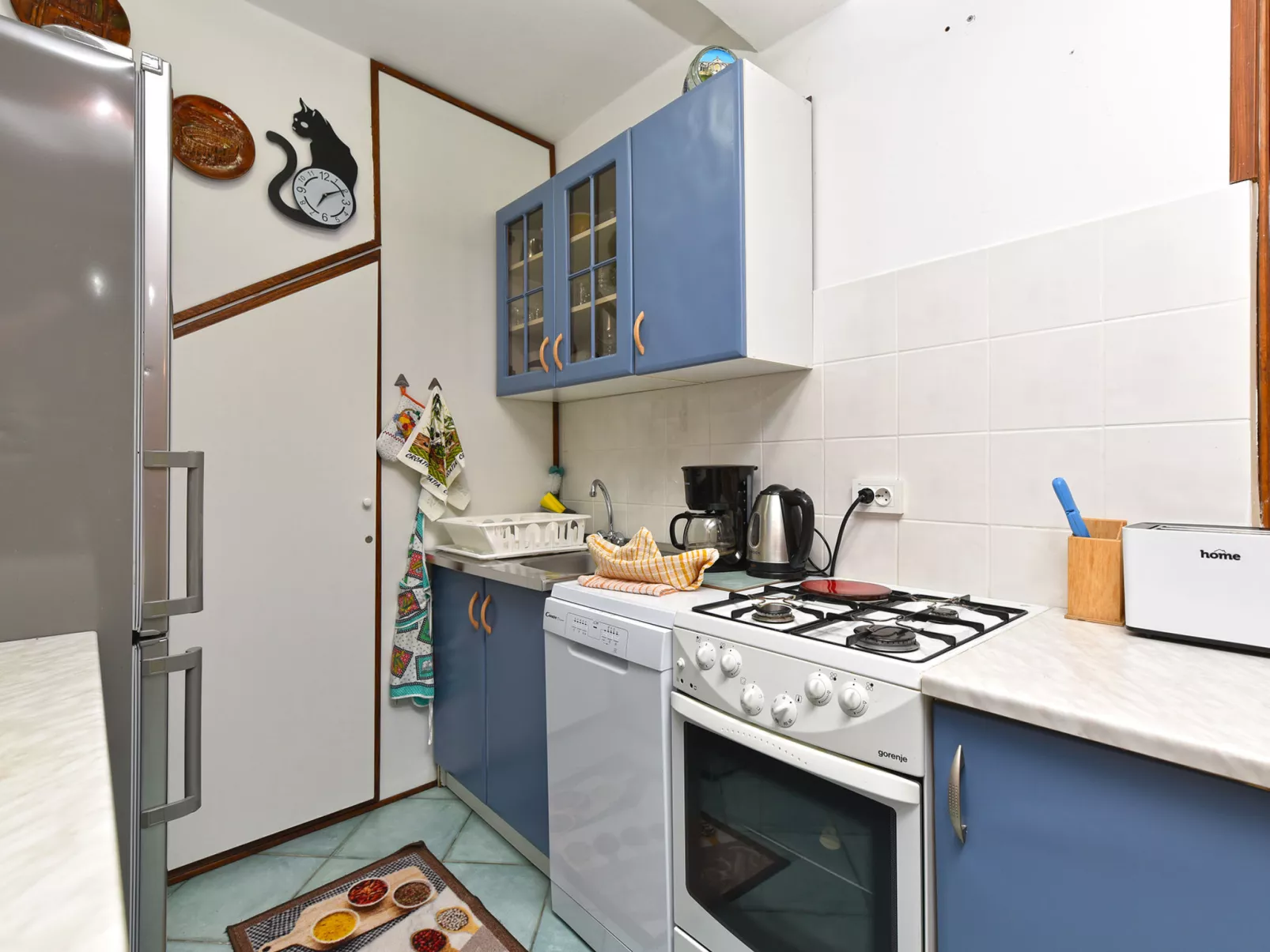 House 2370 - Drinnen