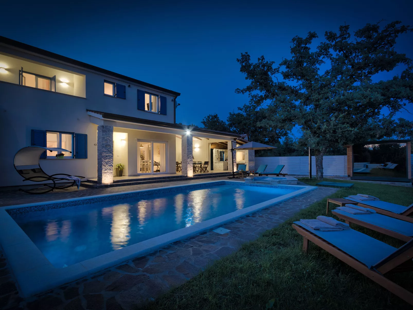 Villa 1521 - Draußen