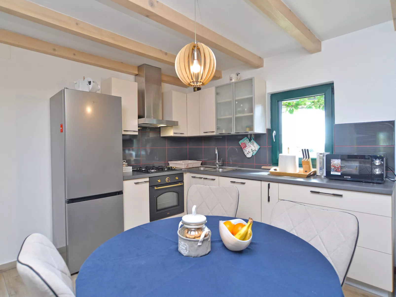 House 2157 - Drinnen