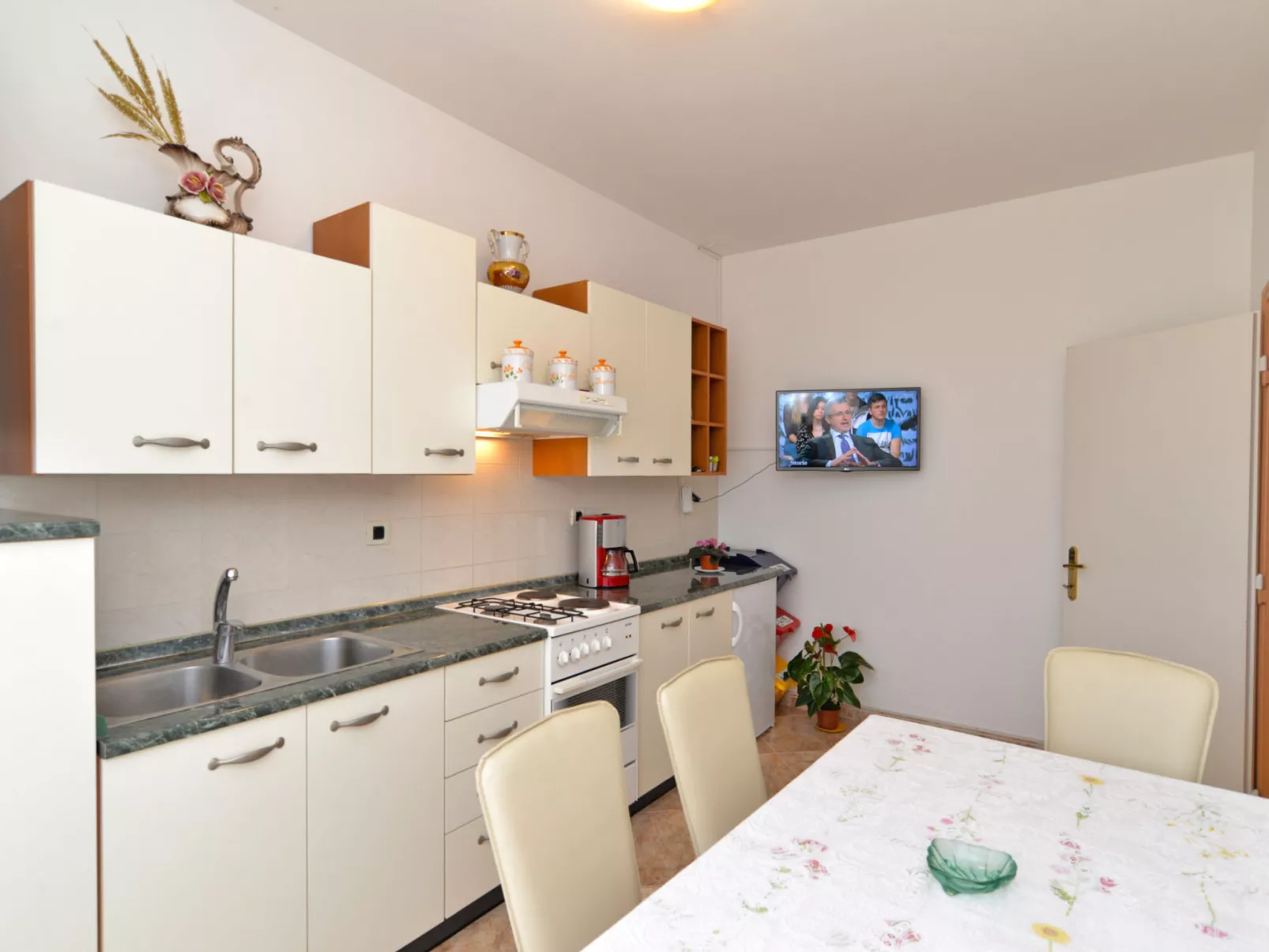 Apartment 1553 - Inside