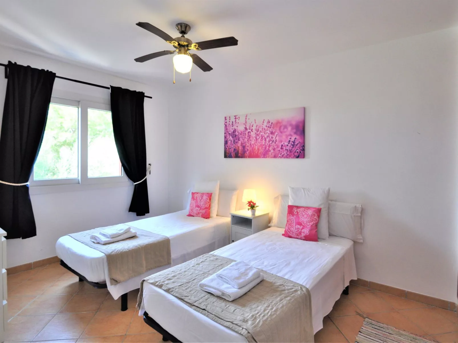VILLA en Zona residencial tranquila con piscina privada ideal para familias - W - Inside