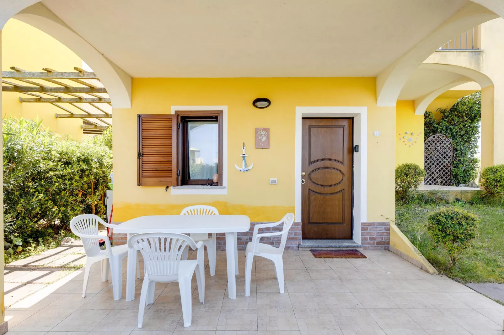 CASA SUNSHINE