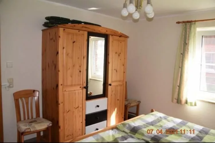 W 52b EG 4 P - Bedroom