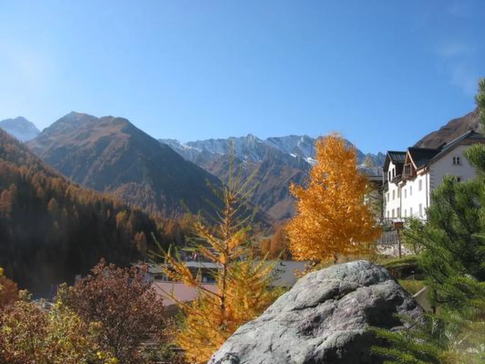 Atlantis Apartments, (Samnaun-Ravaisch). - Draußen