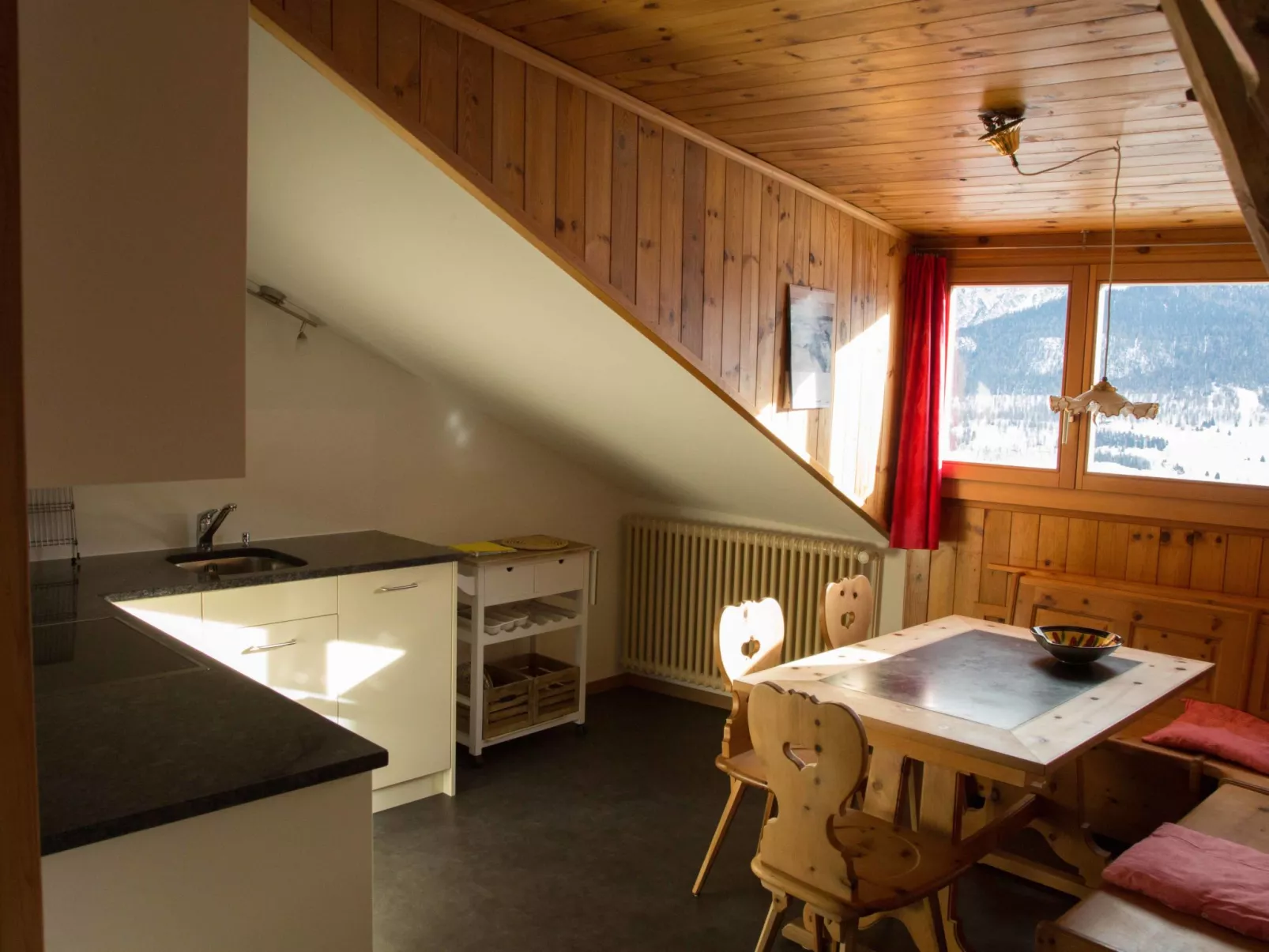 Vichava 8, Süd, (Ftan). - Inside