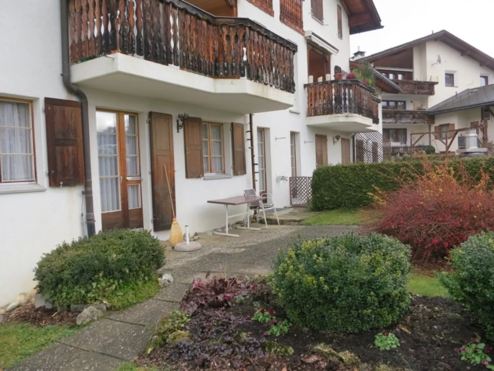 Casa Davos Cuort Good, Vella, (Vella). - Draußen
