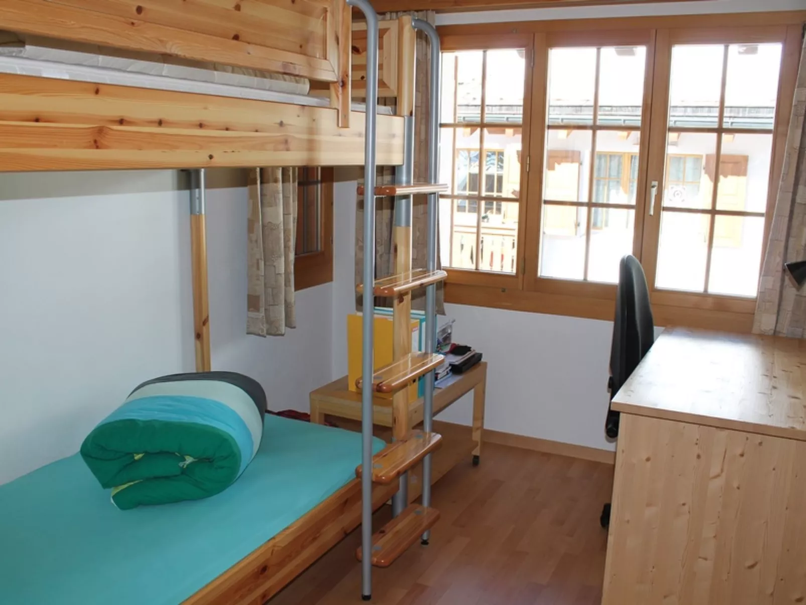 Casa Mulinera 2 Derycke, (Camischolas/Sedrun). - Dedans