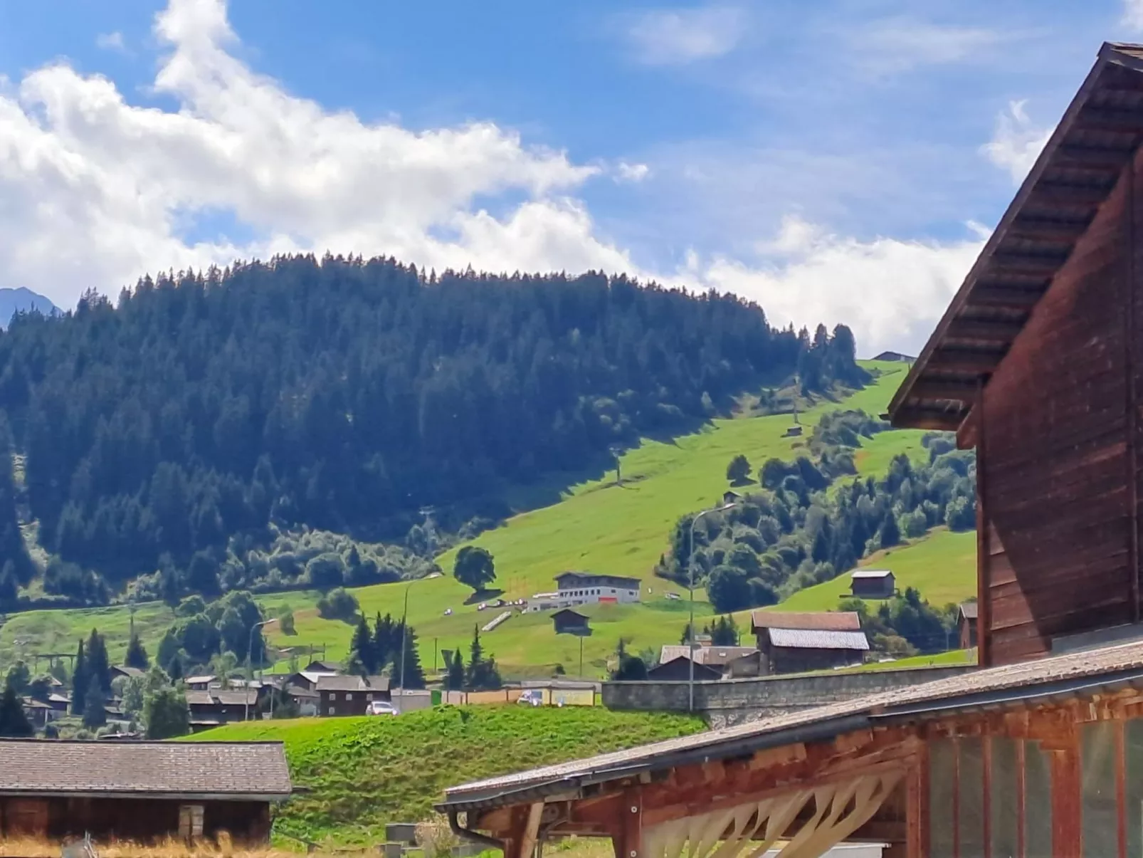 Biala Casa Pintga Streiff, (Rueras). - Draußen