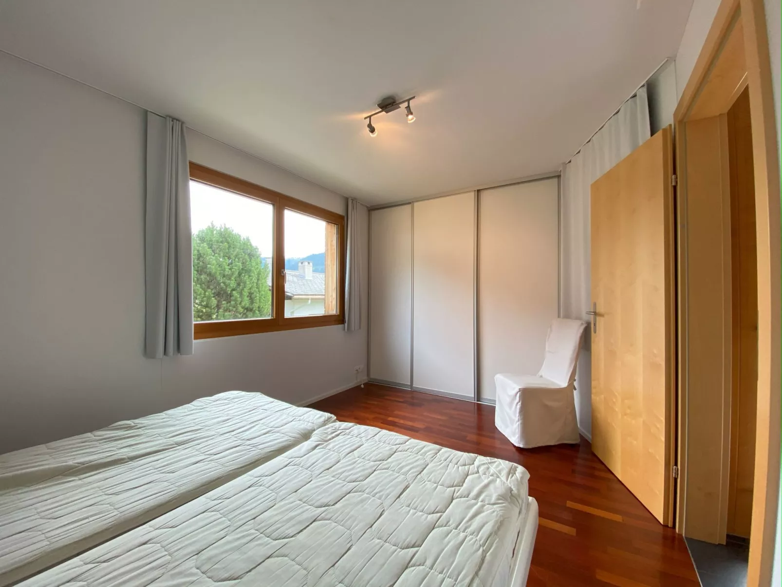 Dentervitgs, (Sedrun). - Inside
