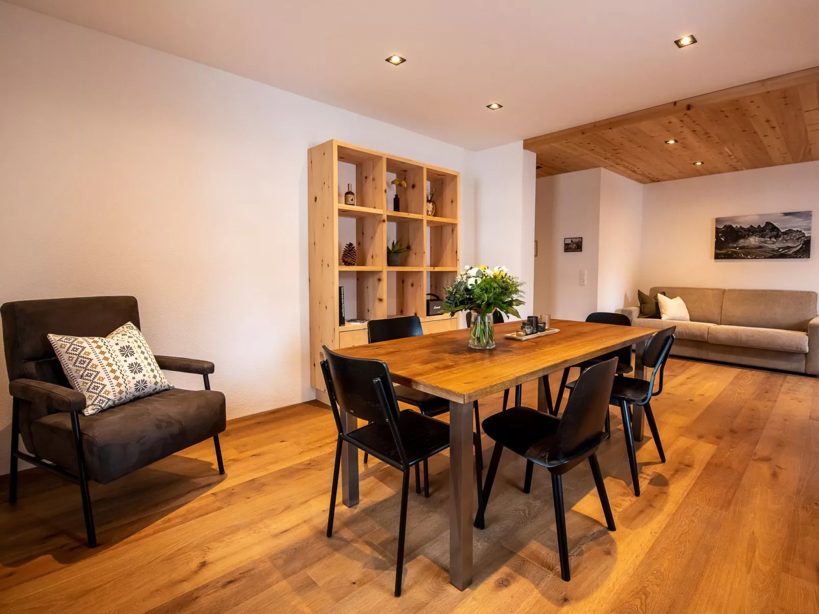 Flem Mountain Lodge, (Flims Waldhaus). Moderne neue 4.5 Ferienwohnung - Drinnen