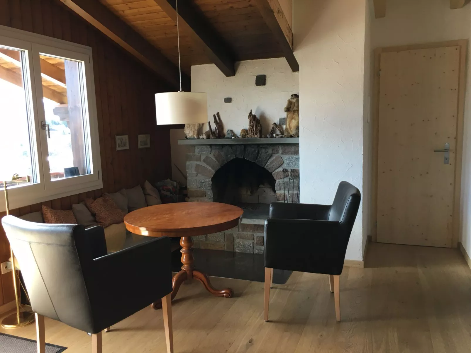 Marmotta, (Laax Dorf). 3 Zimmerwohnung - Dedans