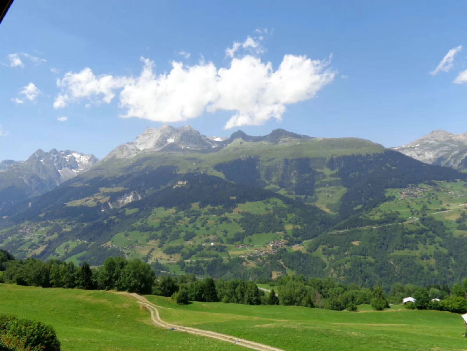 Casanova, Obersaxen-Friggahüs, (Obersaxen). - Draußen