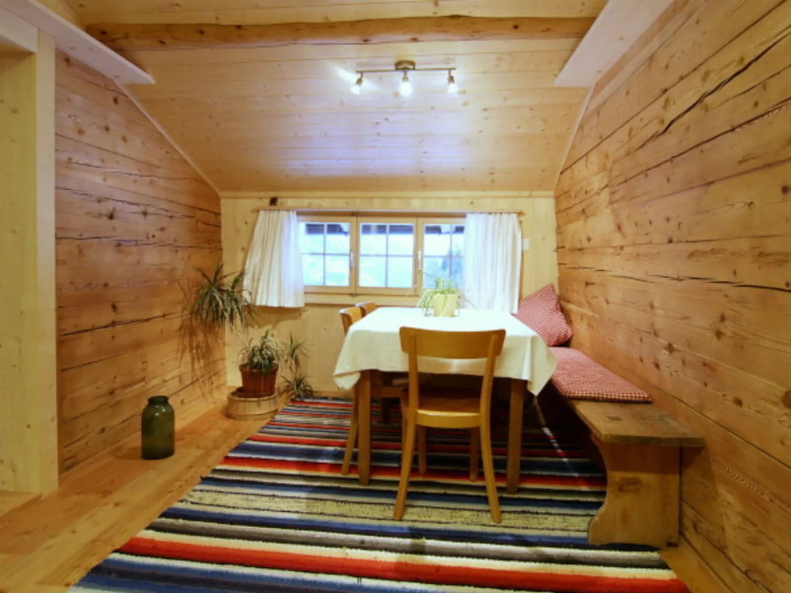 Hof Unterhus, Tenna, (Tenna), 06006B - Dedans
