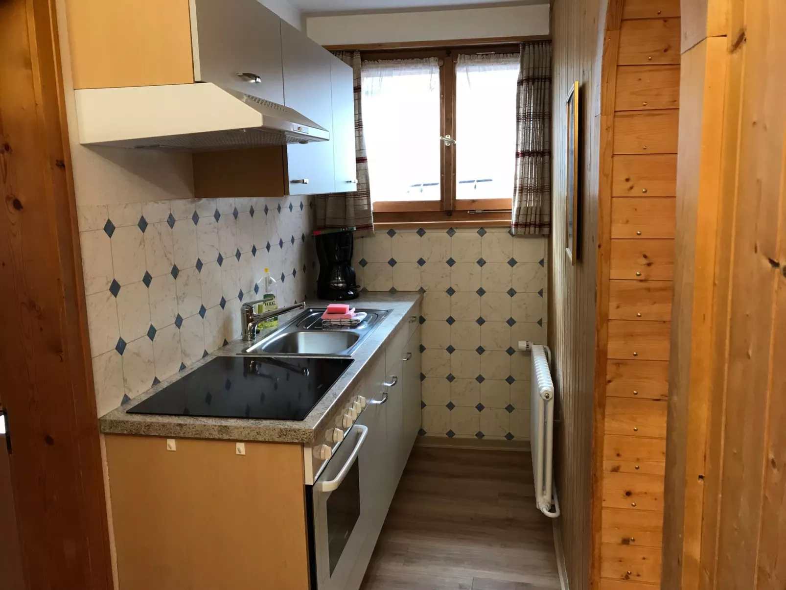 Ferienwohnungen Chasa Valär, (Scuol). - Drinnen