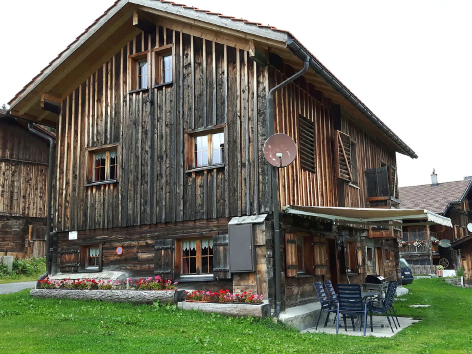 Beim Kulturtenn, (Obermutten). - Outside