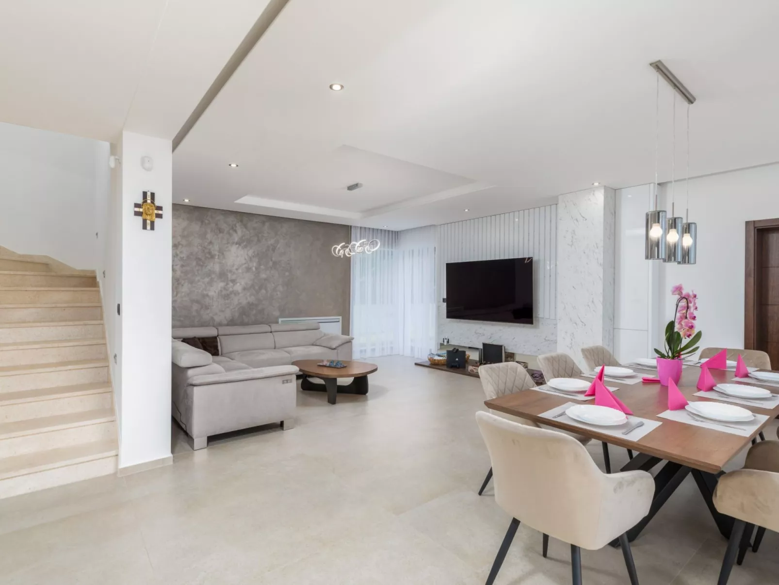Villa Ana - Inside