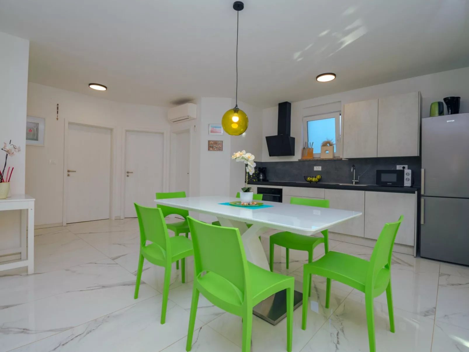 Villa Dolce Vita - Inside
