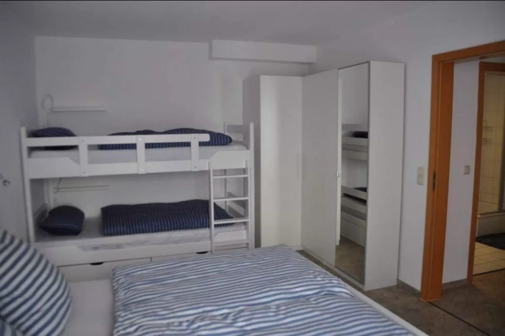 Ferienwohnung Orth C24 - Bedroom