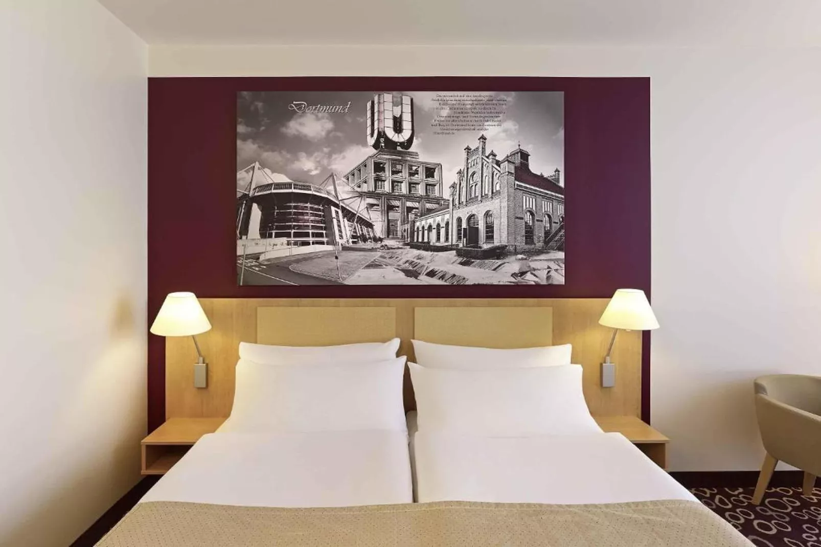 Hotel Dortmund - Standard Double Room - Bedroom