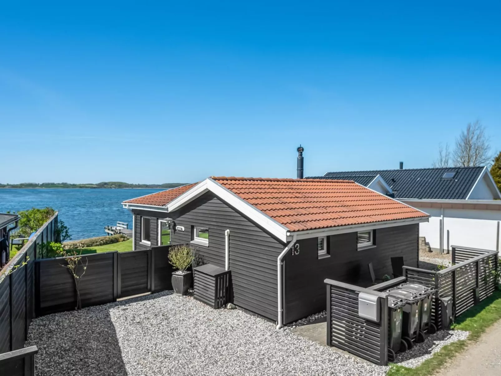 "Stilla" - 150m from the sea - Outside