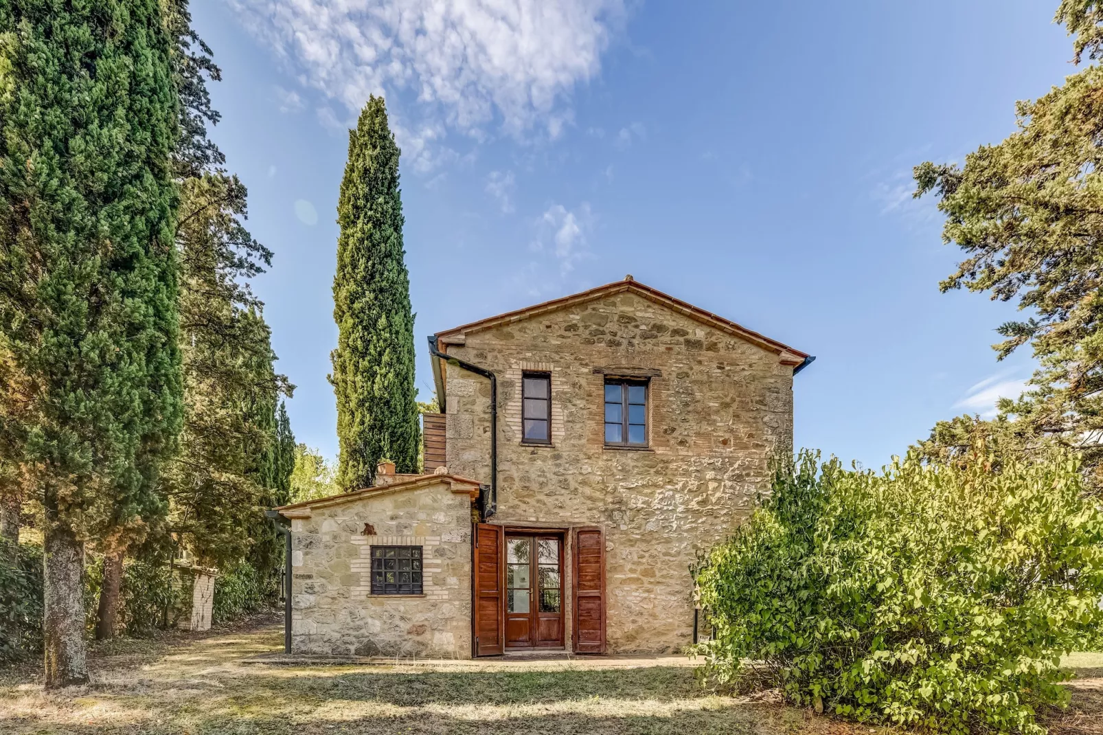 Podere Bellavista - Exterior in summer