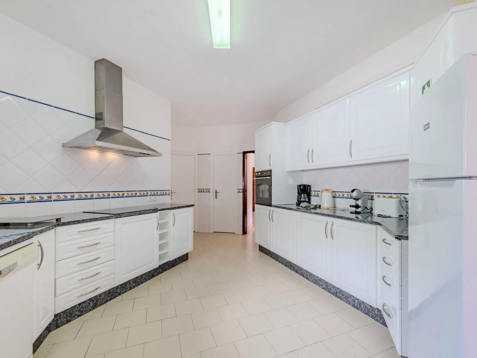 Paulo - VIP Properties - Inside