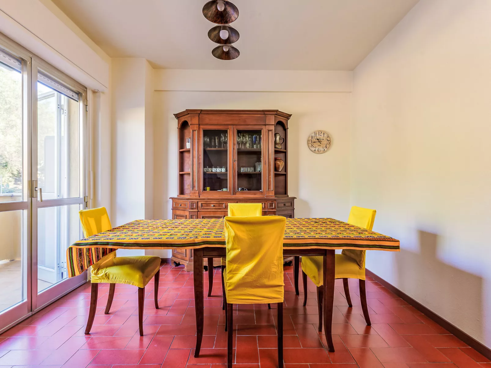 Casamare - Inside