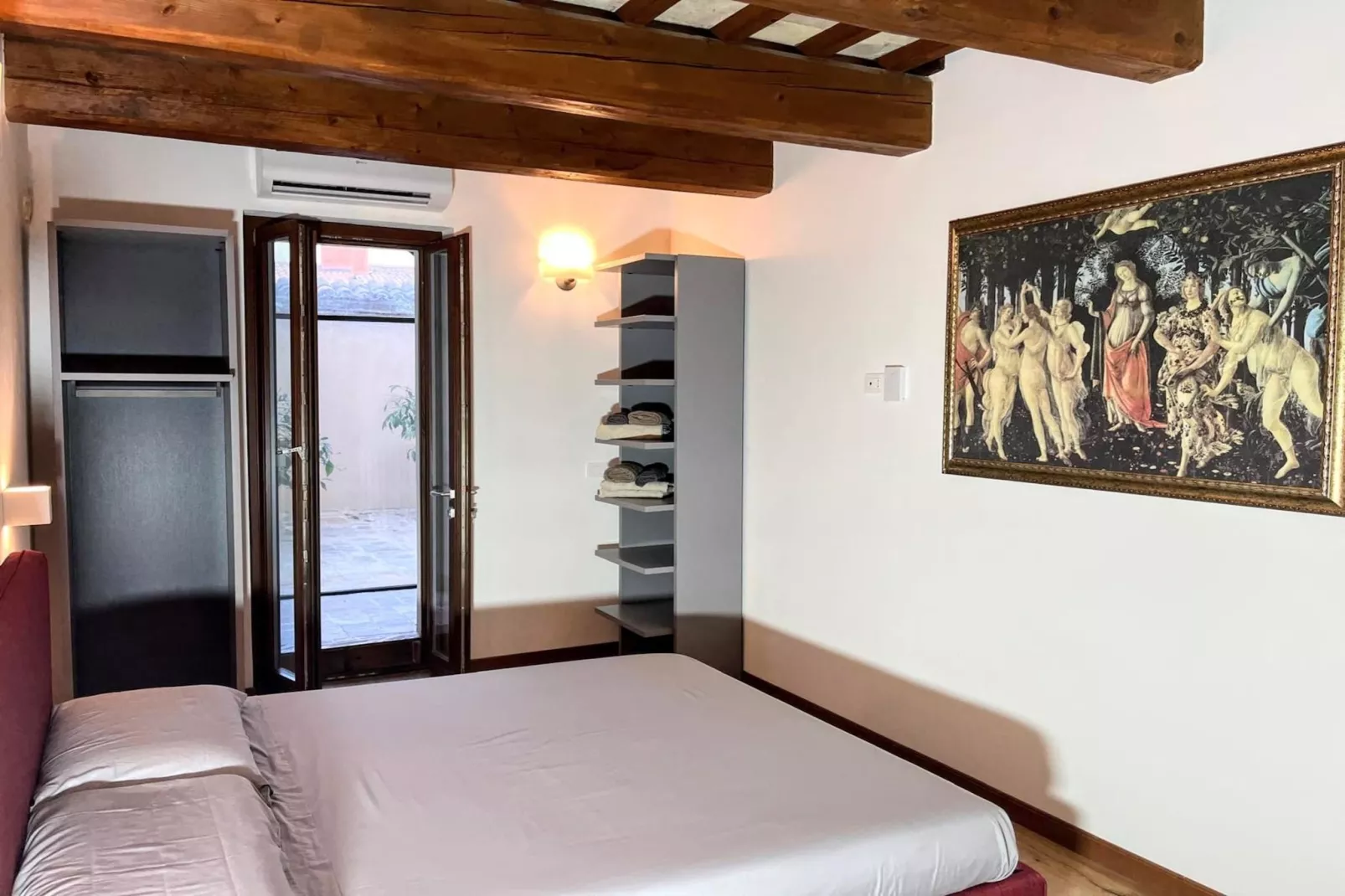 Stele - Bedroom