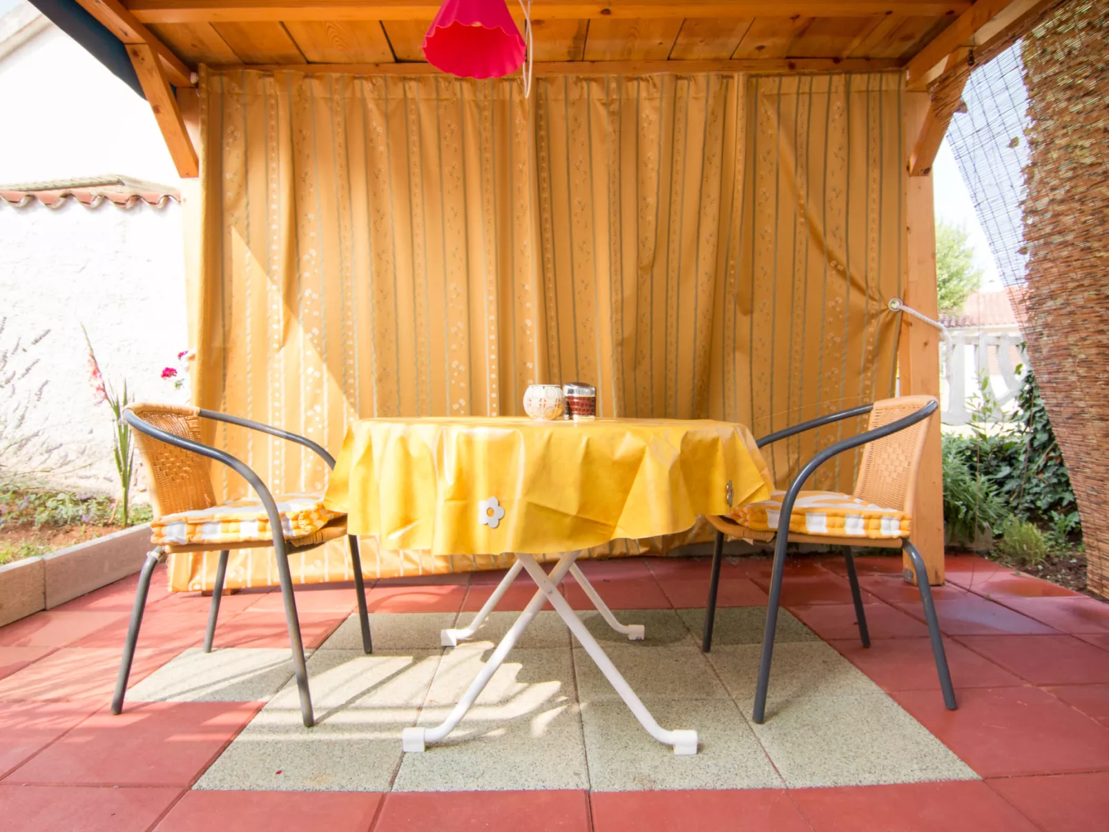 Apartment 354 - Draußen