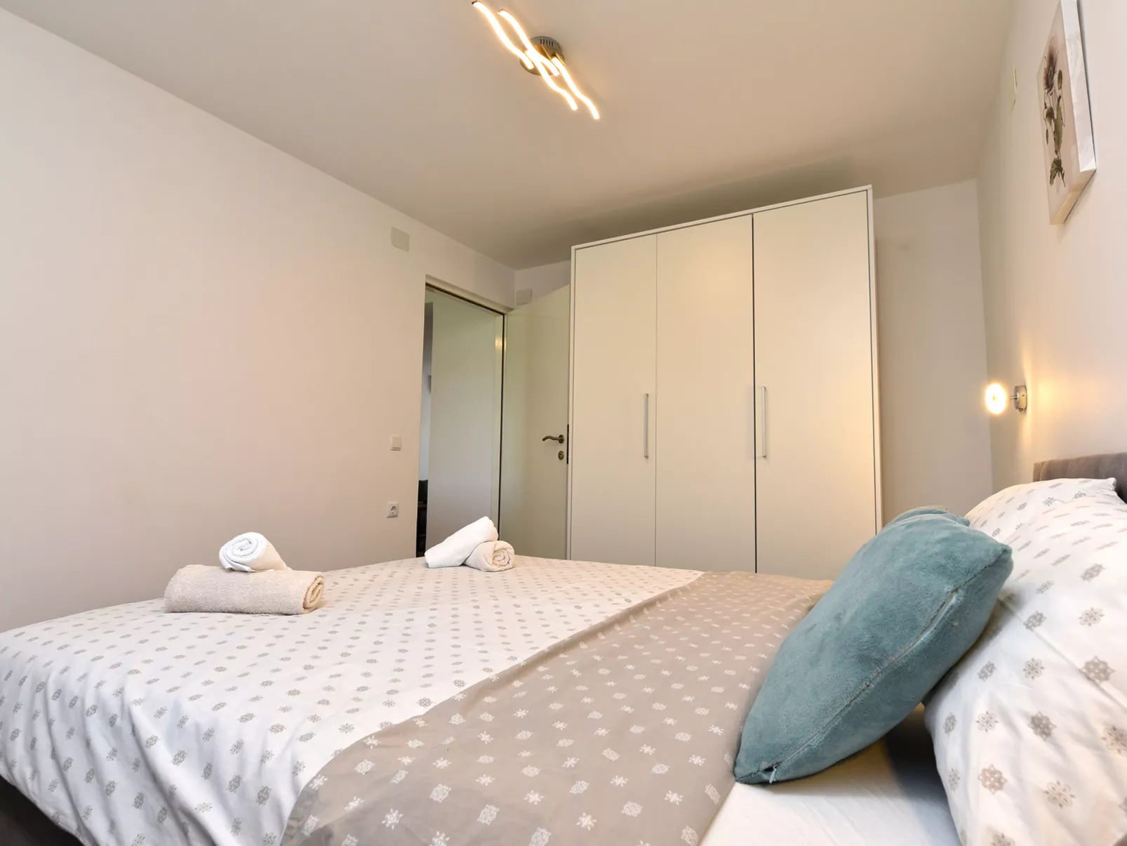 House 2154 - Inside