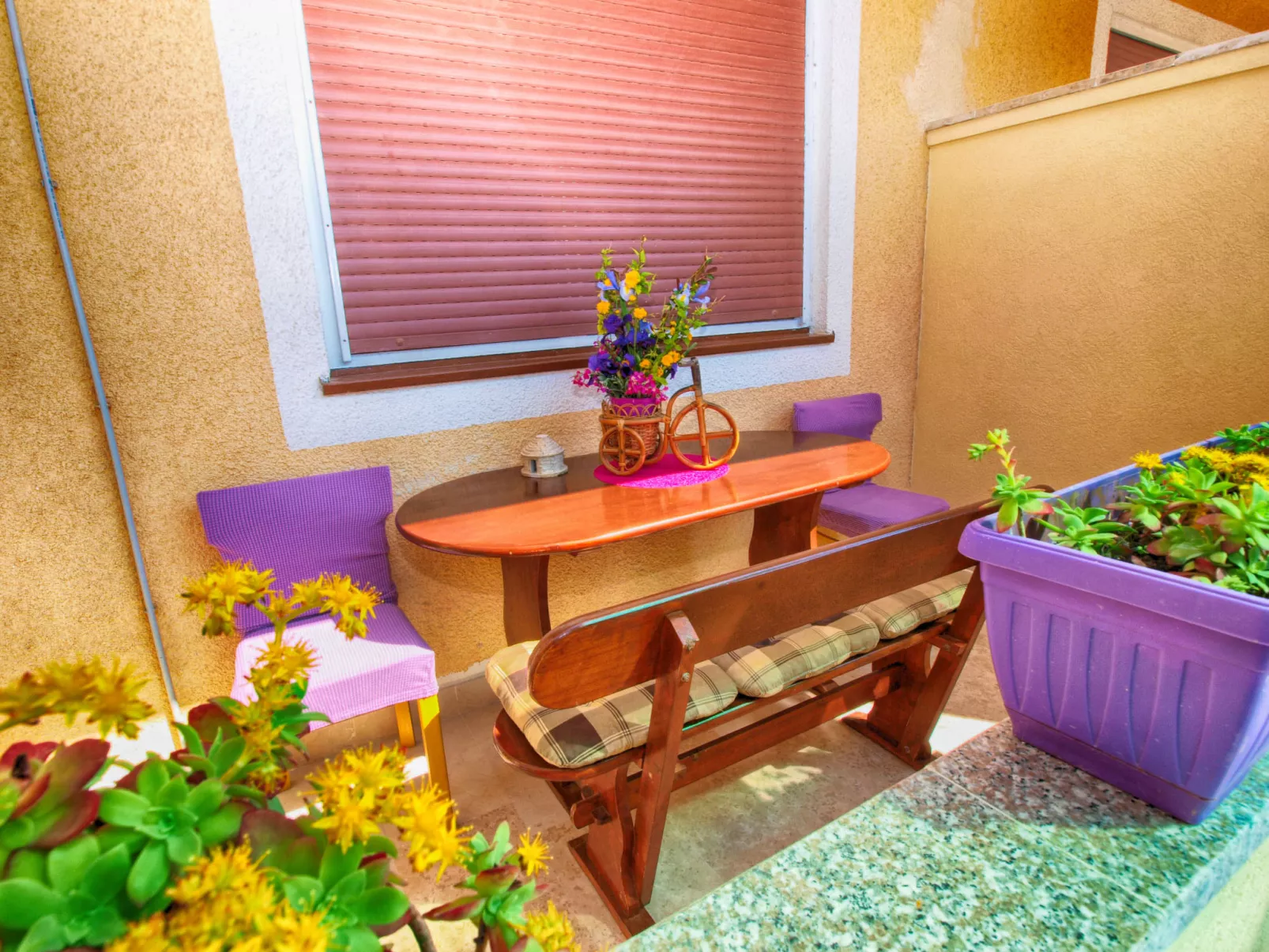 Apartment 1200 - Inside