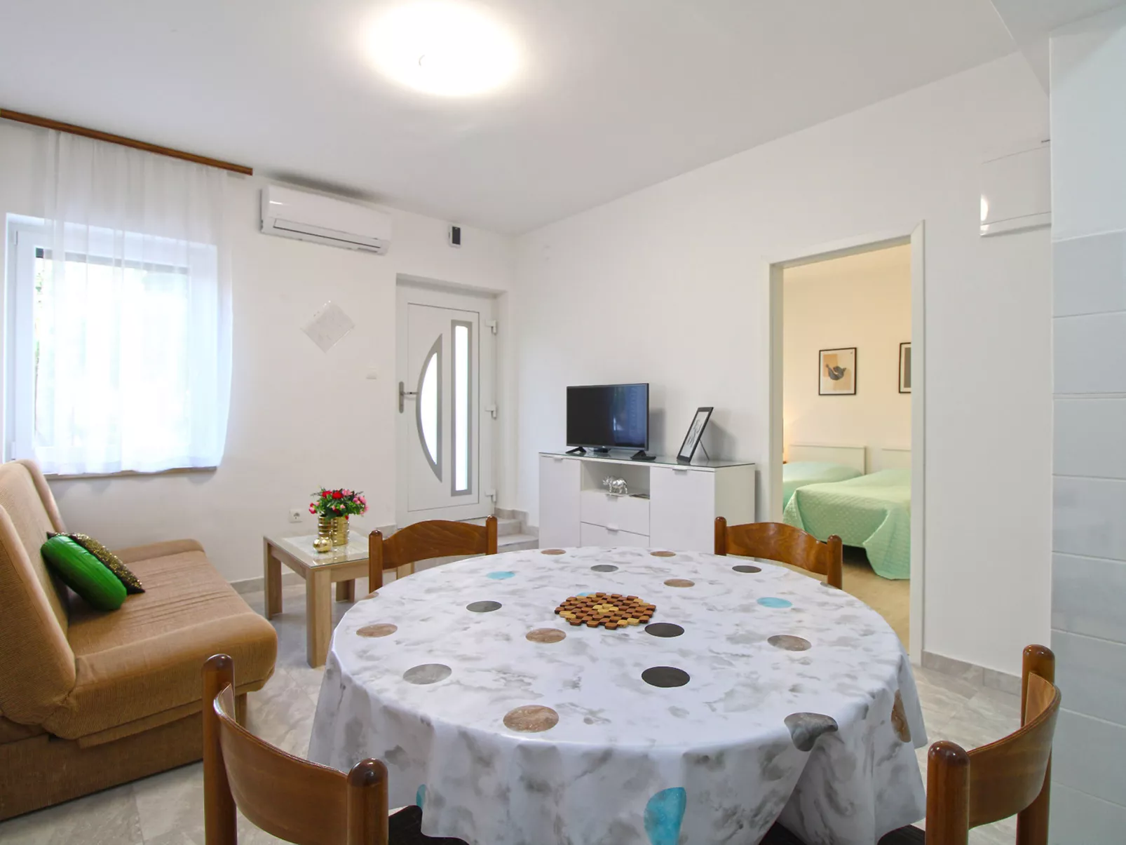 Apartment 1828 - Inside